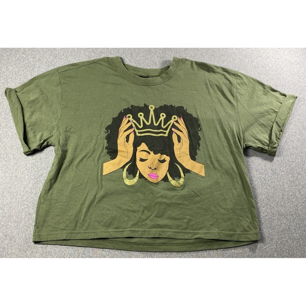 Popular Sports Black Queen Print Women T-shirt Size 2X Green